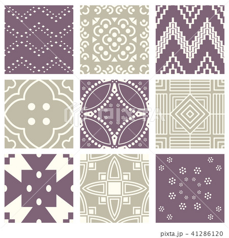 Classic vintage elegant violet seamless pattern 41286120