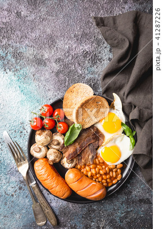 Full English breakfast Full English breakfast 41287226