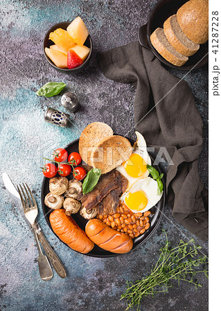 Full English breakfast Full English breakfast 41287228