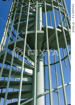 宮城長沼ダムの水門小屋の螺旋階段 41289481