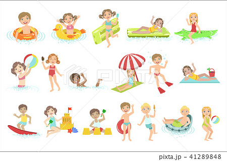 Kids Playing In the Water Set Kids Playing In the Water Set 41289848