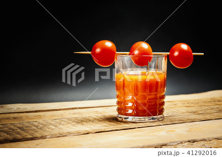 bloody mary drink with tomatoes on a stick bloody mary drink with tomatoes on a stick 41292016