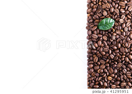 Coffee beans background Coffee beans background 41295951