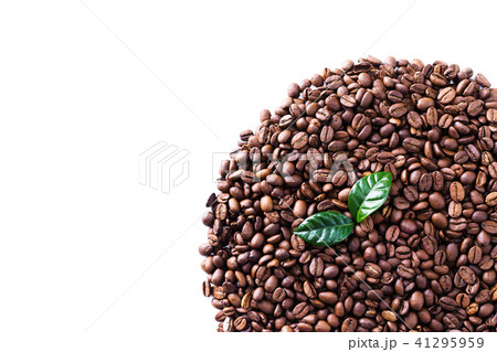 Coffee beans background 41295959
