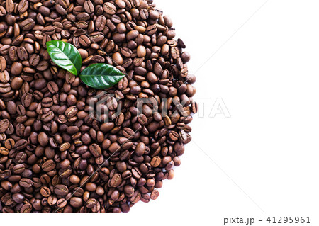 Coffee beans background 41295961
