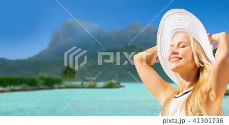 beautiful woman enjoying summer bora bora beach beautiful woman enjoying summer bora bora beach 41301736