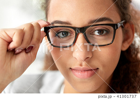 portrait of african american woman in glasses portrait of african american woman in glasses 41301737