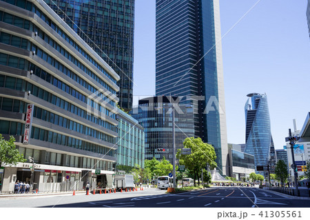 名古屋市中村区名駅 名駅通 都市風景 Jpタワー前からミッドランドスクエア方面を望むの写真素材