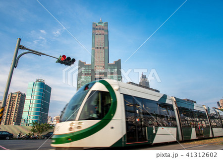 台湾 乗り物 自動車 41312602