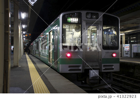 えちごトキめき鉄道ET127系電車 41322923