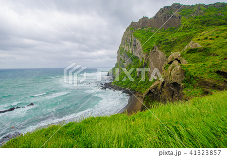 韓国　チェジュ島　城山日出峰 41323857