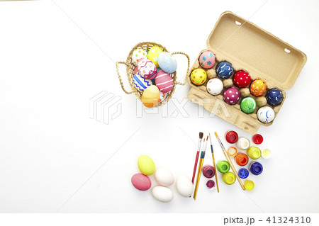Decorated eggs and spring flowers tulips Decorated eggs and spring flowers tulips 41324310
