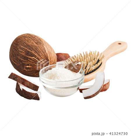 Natural hair treatment with coconut 41324730