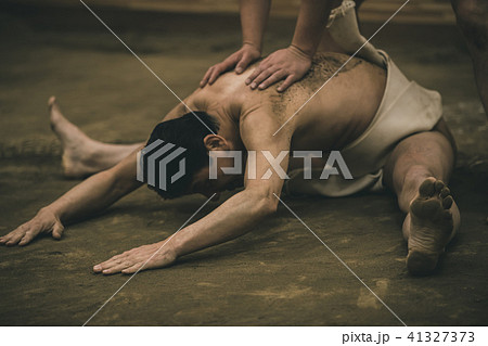 Sumo wrestling Sumo wrestling 41327373