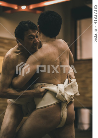 Sumo wrestling Sumo wrestling 41327385