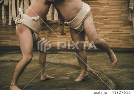 Sumo wrestling Sumo wrestling 41327616