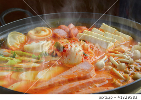 韓国の美味しいチゲ鍋 41329583
