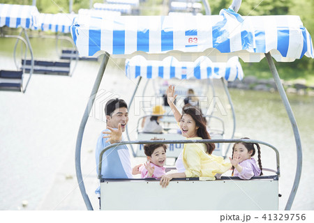 家族 ファミリー 乗り物 41329756