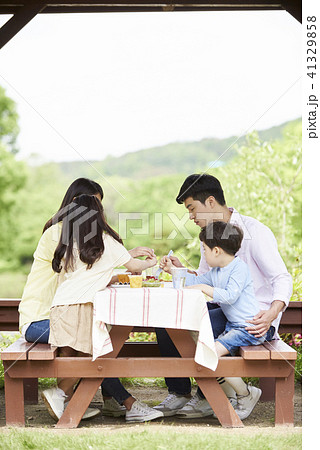 家族 ファミリー 屋外 41329858