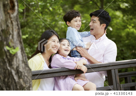 家族 ファミリー 手すり 41330143