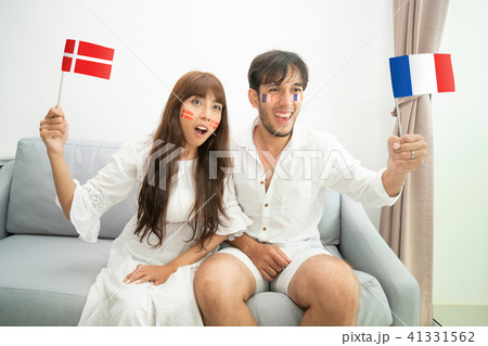 Soccer Fan Watch World International Cup Match 41331562