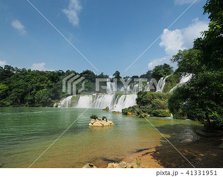 中国広西壮族自治区・徳天瀑布 / Detian Waterfall, Guangxi, China 中国広西壮族自治区・徳天瀑布 / Detian Waterfall, Guangxi, China 41331951