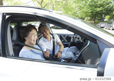 高齢者 老人 夫婦 41332560