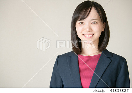 笑顔のビジネスウーマン 代 日本人女性の写真素材