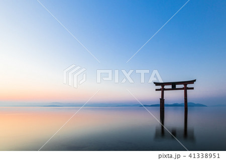 琵琶湖　白髭神社　夜明け 41338951