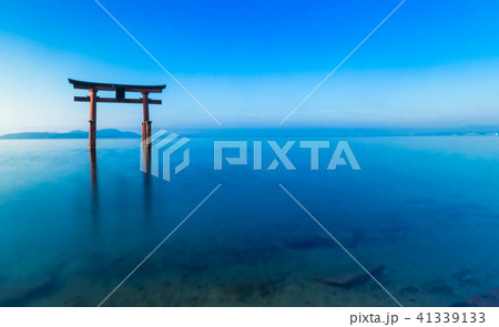 琵琶湖　白髭神社　夜明け 41339133