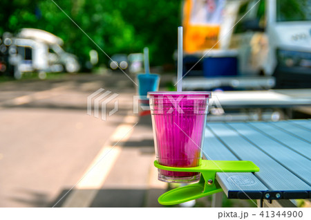 Plastic Cup in clip-on table Cup Holder. Plastic Cup in clip-on table Cup Holder. 41344900