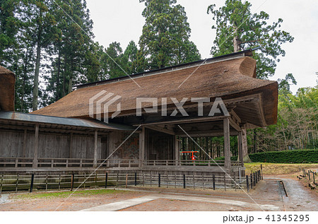 中尊寺鎮守 白山神社能楽殿 41345295