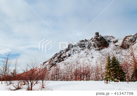 Hokkaido Usuzan mountain in winter snow Hokkaido Usuzan mountain in winter snow 41347706