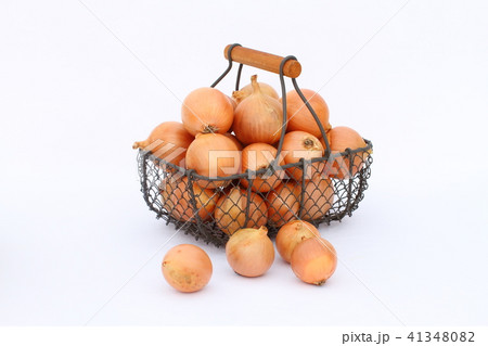 野菜、たまねぎのカゴ盛り 野菜、たまねぎのカゴ盛り 41348082