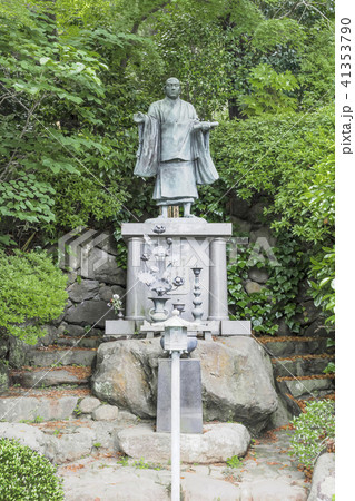 久成寺の日蓮上人像(鎌倉市植木) 久成寺の日蓮上人像(鎌倉市植木) 41353790