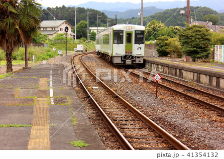 八高線明覚駅に入線する高崎行下り列車(3) 八高線明覚駅に入線する高崎行下り列車(3) 41354132