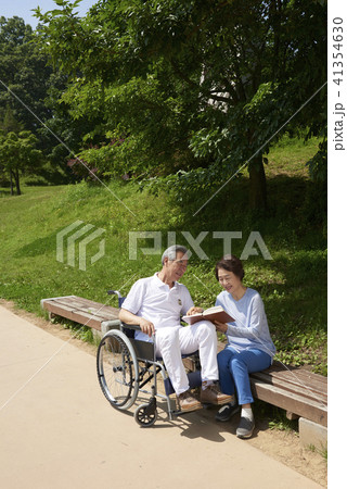 人物 高齢者 老人 41354630