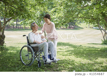 人物 高齢者 老人 41354687