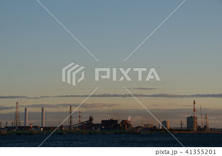 千葉港夕暮れ　千葉港　京葉工業地域 41355201