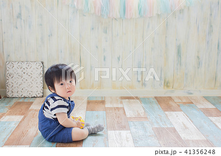 笑顔の赤ちゃん 41356248