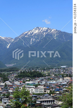 初夏の北アルプス山麓 長野県大町市 初夏の北アルプス山麓 長野県大町市 41356334
