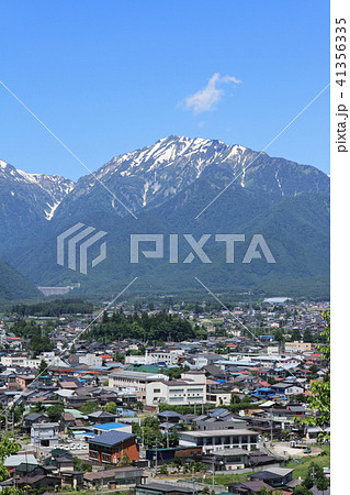 初夏の北アルプス山麓 長野県大町市 初夏の北アルプス山麓 長野県大町市 41356335