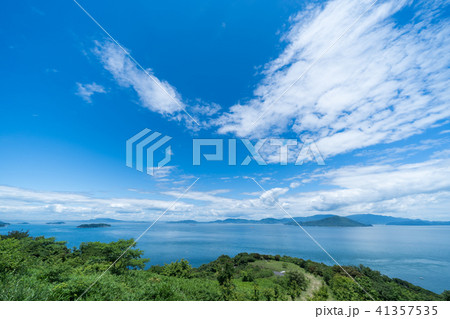 瀬戸内海と空 香川県さぬき市から小豆島方面を撮影 瀬戸内海と空 香川県さぬき市から小豆島方面を撮影 41357535
