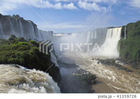 イグアスの滝（ブラジル） 41359726