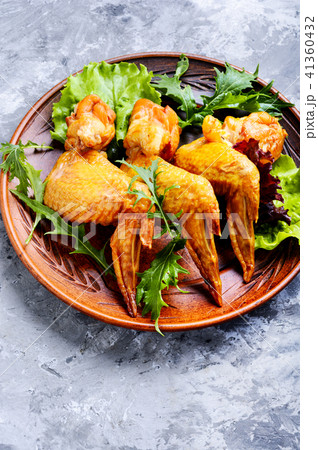 Smoked chicken wings Smoked chicken wings 41360432