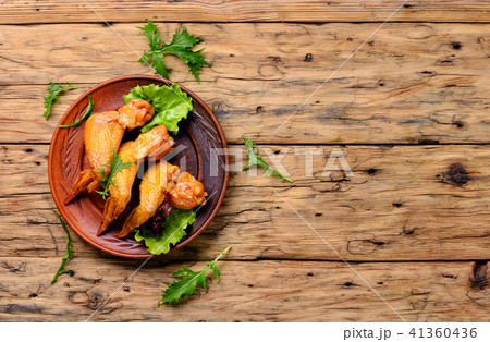 Smoked chicken wings 41360436