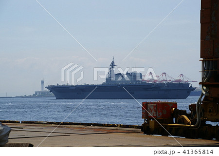 護衛艦「いずも」 41365814
