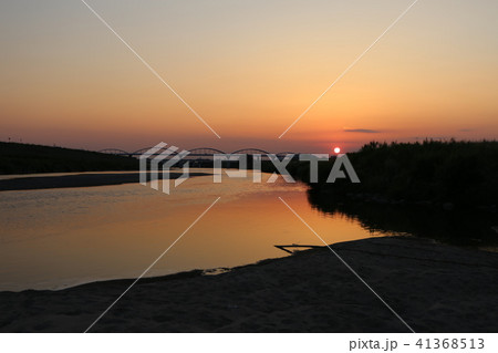 大和川に沈む夕日 41368513