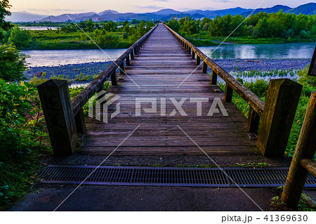 （静岡県）島田市の蓬莱橋　南側端 41369630