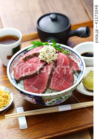 ローストビーフ丼 ローストビーフ丼 41373046